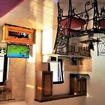Liet 9- By Interhome * فونتانا