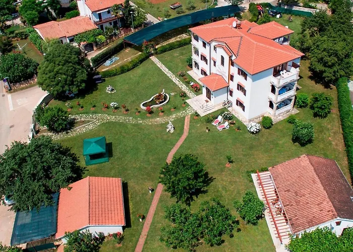 Liet 9- By Interhome