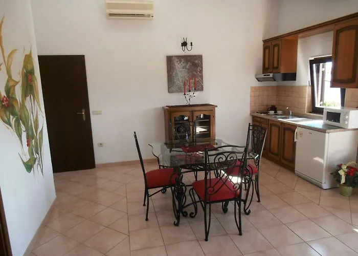 Liet 9- By Interhome Funtana