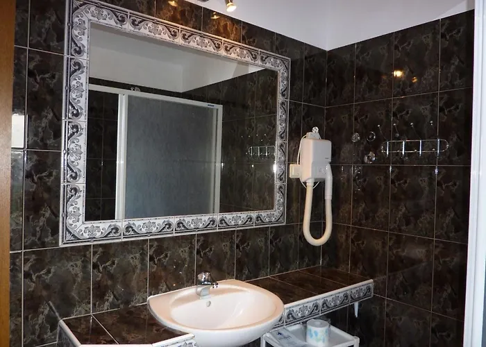 Liet 9- By Interhome